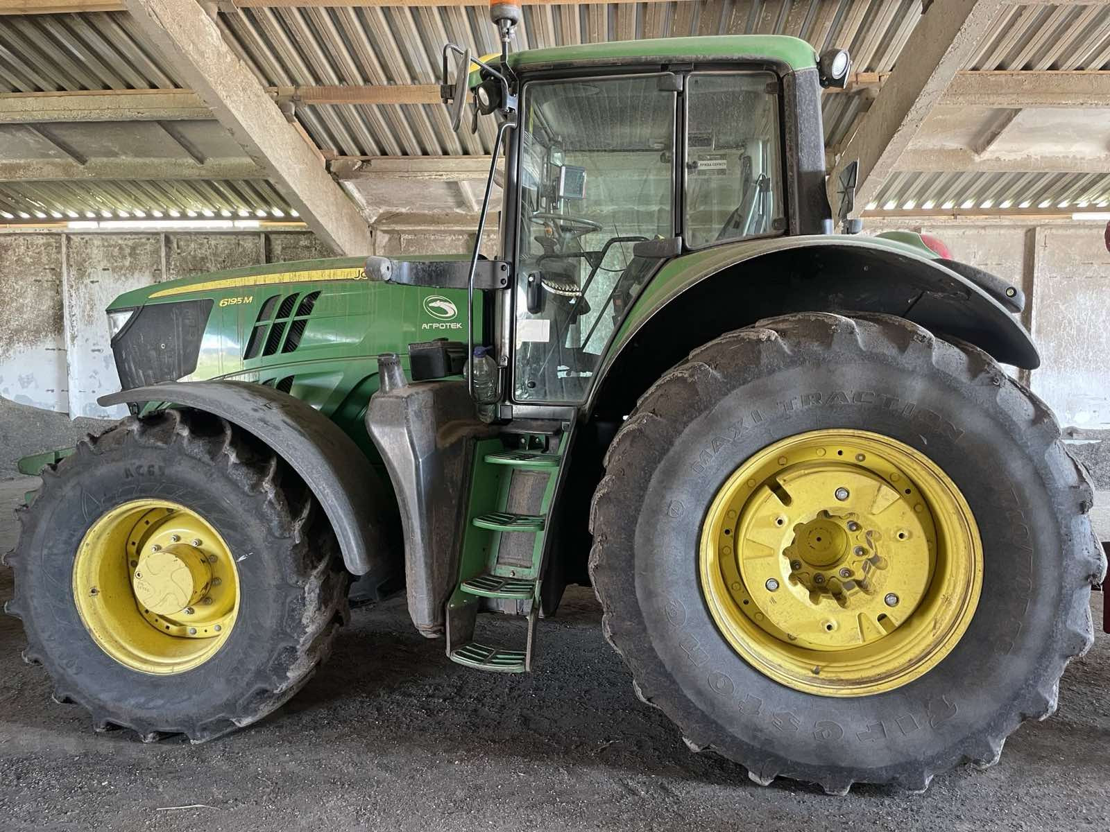 Трактор JOHN DEERE модель 6195M б/в 2017 р.в.